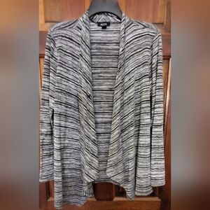 Lightweight Sweater/Jacket/Top Size XL